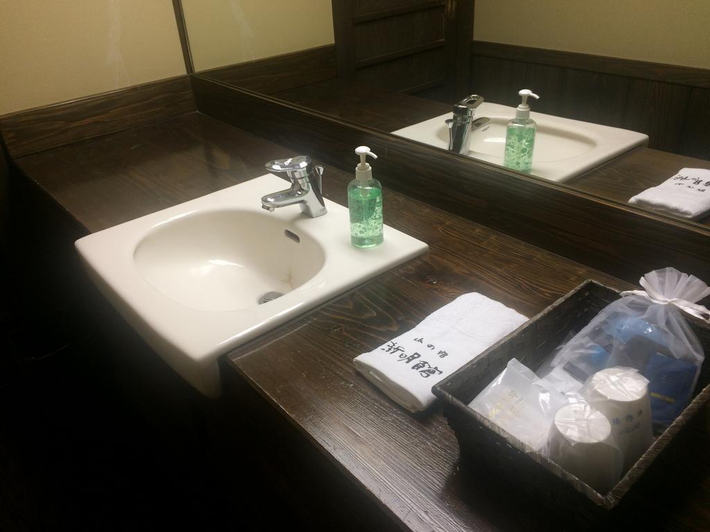 Kurokawa Onsen Yama No Yado Shinmeikan Minamioguni Buitenkant foto
